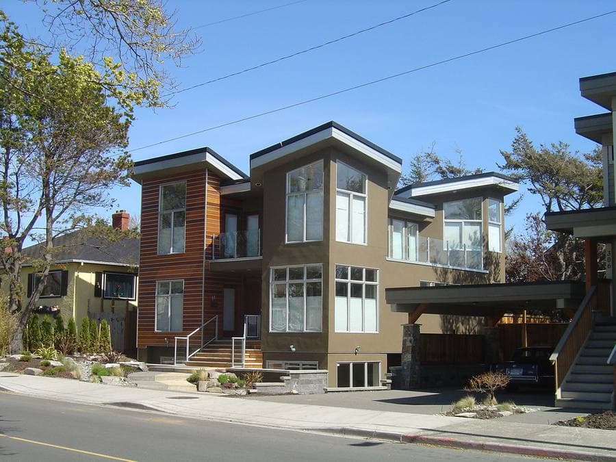 Contemporary two-storey house exterior